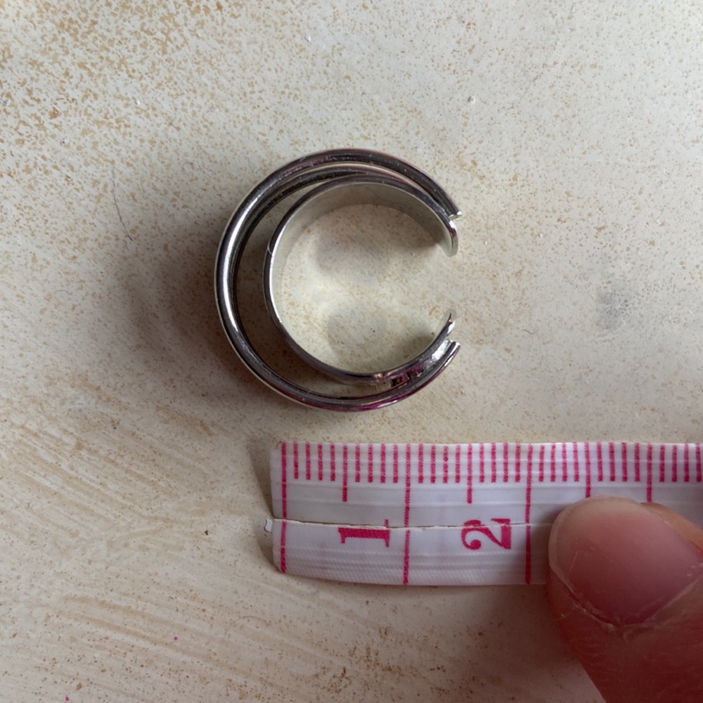 Silver Modern Design Ring - Picture 6 of 6